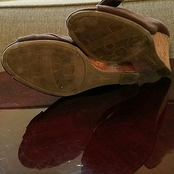 Brown wedge shoes - Picture 3 of 4